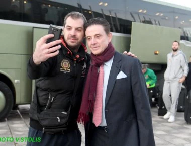 Πάτρα: Εντυπωσιακή υποδοχή σε Πιτίνο από τους φιλάθλους του Παναθηναϊκού